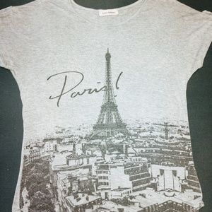 Super stretchy grey Paris themed tee